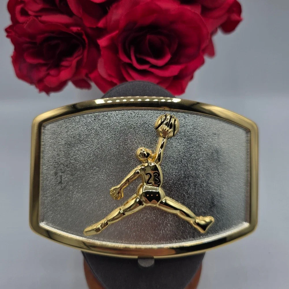 Basketball Dunk #23 Belt Buckle Gold Silver Two Tone Metal Sports Novelty Jordan
